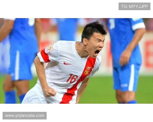 国足热身赛惊险逆转取胜年轻球员闪耀全场展现崭新战斗精神