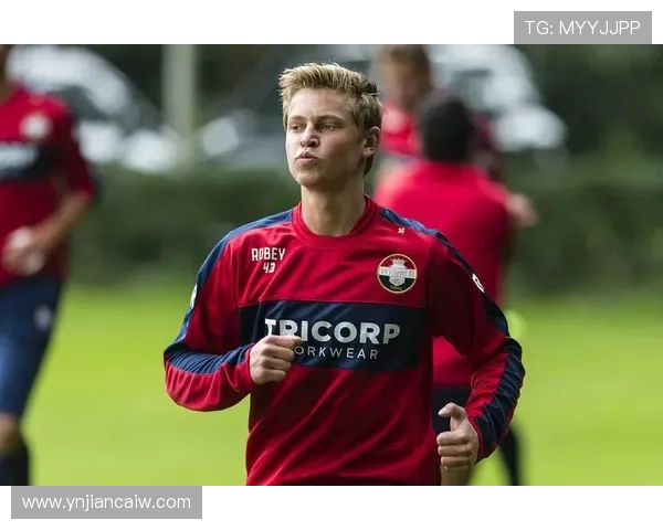 弗伦基德容中场核心作用解析与巴塞罗那战术体系重塑方向