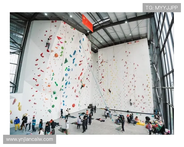 深圳攀岩队的团队协作探索与挑战之旅