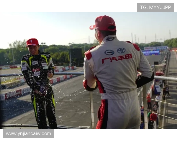 西安足球队在洲际杯积分榜上以83分稳居第一位置展现强劲实力